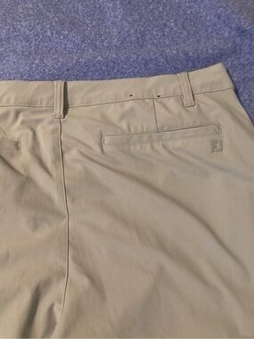 FootJoy Men's Shorts - Light Khaki